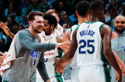 里程碑夜！达拉斯独行侠绝杀压哨；中超清晨刷纪录；管理层满意；医务组通报恢复的简单介绍亚博首页