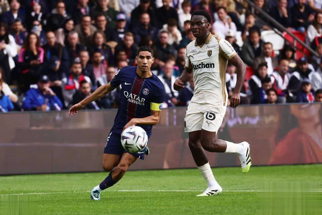 英超赛程吃紧，巴黎圣日耳曼转会期调整名单，震撼外界，资深球员宣示担当的简单介绍